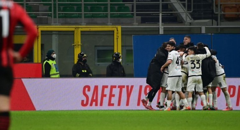 Fim de jogo em Milão: uma vitória inédita do Spezia no San Siro