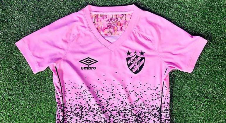 SPORT - Contrato com a Umbro válido até 2022