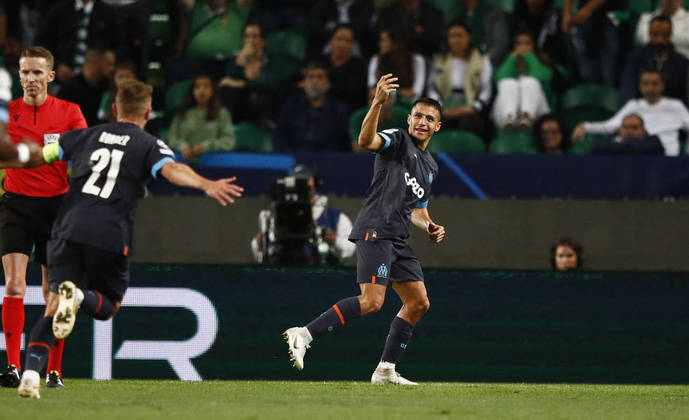 Os gols do clube francês foram marcados por Guendouzi, de pênalti e Alexis Sánchez ampliou o placar para o Olympique