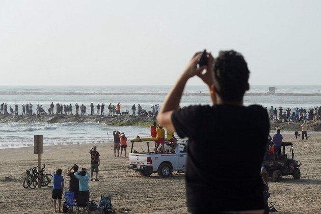 O foguete de dois estágios usa o propulsor Super Heavy, para o que a SpaceX esperava, na melhor das hipóteses, que seria um voo de estreia de 90 minutos para o espaçoVALE SEU CLIQUE: Brasileiros não viram eclipse solar raro que encantou milhares de pessoas mundo afora