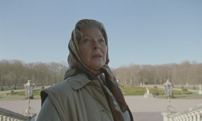 A última grande produção do cinema que mostrou a rainha Elizabeth 2ª foi Spencer, de 2021, com Stella Gonet no papel da monarca. O filme mostra o sofrimento da princesa Diana durante o Natal com a família real