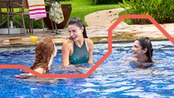 Alguns buscam uma hospedagem para recarregar as energias.