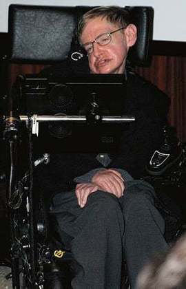 Stephen Hawking - Inglês (1942-2018)  - O notável físico britânico sofria de esclerose amiotrófica lateral, que foi debilitando cada vez sua capacidade física, mas jamais alterou seu brilhantismo mental, o que o qualifica como um dos maiores pensadores da Ciência. 