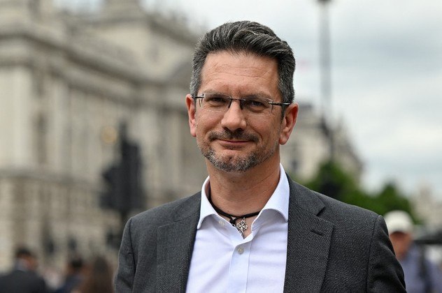 Steve Baker - deputado e vice-presidente do Grupo de Recuperação da Covid-19, este proeminente crítico de Johnson também se apresentou como opção de mudança nas declarações de hoje a vários meios de comunicação britânicos