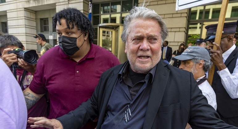 Steve Bannon trabalhou na campanha de Donald Trump