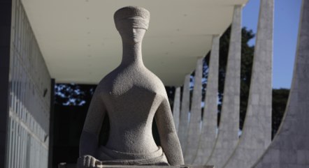 Decisão pode ser divulgada até a meia noite de hoje