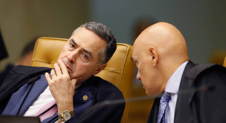 Ministros Barroso e Alexandre de Moraes defendem a democracia nas redes sociais