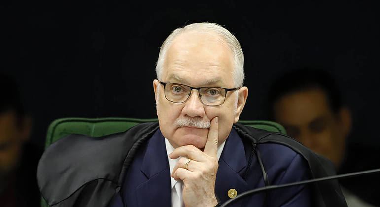 Ministro Edson Fachin durante a sessão da 2ª Turma do STF