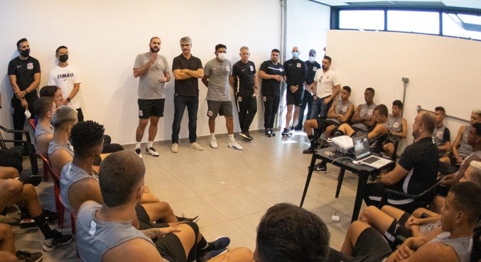 Sub-20 do Corinthians retoma os trabalhos sob o comando de Danilo