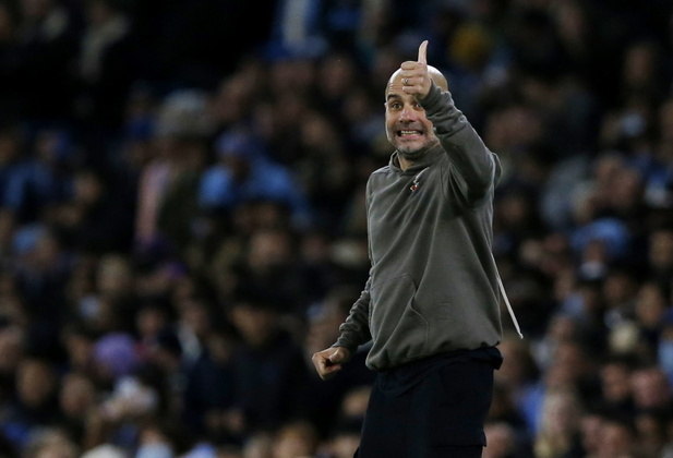 O sonho mesmo da CBF é Pep Guardiola, atualmente no Manchester City. No passado ele já disse que não aceitaria, mas agora muitos apostam que o espanhol abriu conversas com os brasileiros... o problema seria o alto salário que pediu a Confederação. É esperar para ver se terá um gringo ou um brasileiro para montar o time que tentará o hexa em 2026