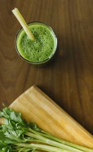 Suco de aipo seria 'mentira'