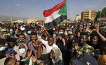 As Forças Armadas do Sudão prenderam na última segunda-feira (25) várias autoridades civis, incluindo o primeiro-ministro Abdallah Hamdok, pela recusa em apoiar um 