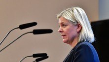 Partido da primeira-ministra da Suécia dá aval para aliança militar