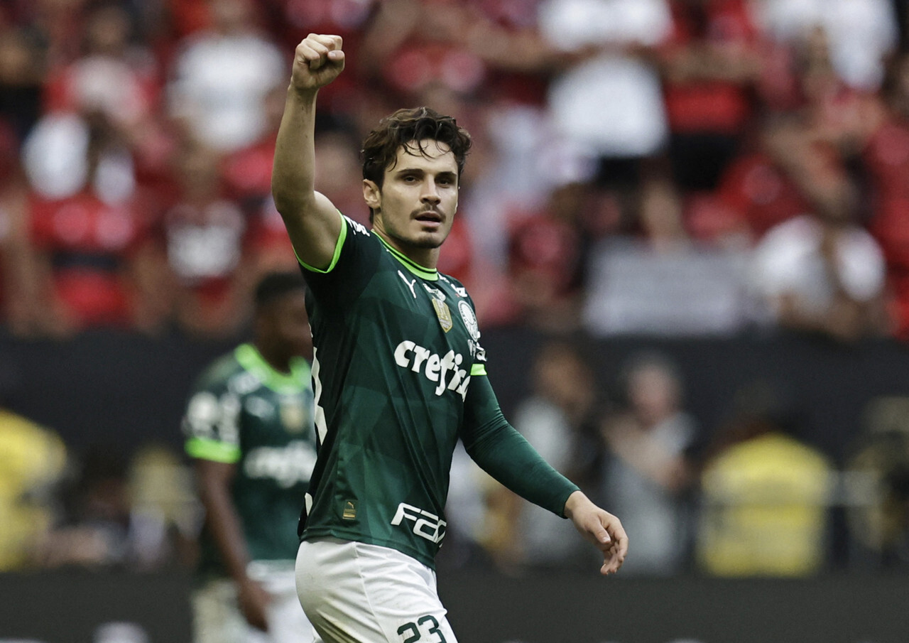 Chegou a hora! Palmeiras e Flamengo fazem decisão da Supercopa com estádio  lotado no DF