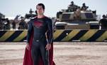 Cavill interpretou Superman em três filmes: O Homem de Aço (2013), Batman v Superman (2016) e Liga da Justiça (2017), todos sob direção de Snyder