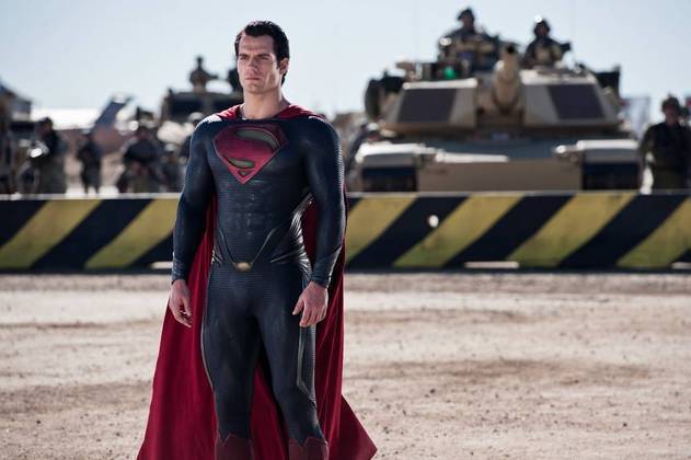 Cavill interpretou Superman em três filmes: O Homem de Aço (2013), Batman v Superman (2016) e Liga da Justiça (2017), todos sob direção de Snyder