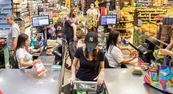 Supermercados estimam média de aumento de 5% nos produtos importados