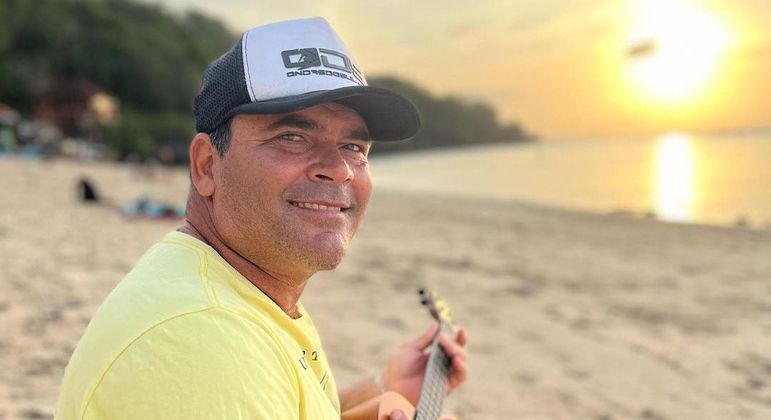 Homenagem ao surfista Márcio Freire contou com a presença de amigos e familiares