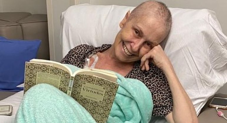 Susana Naspolini morre após internação para tratar câncer