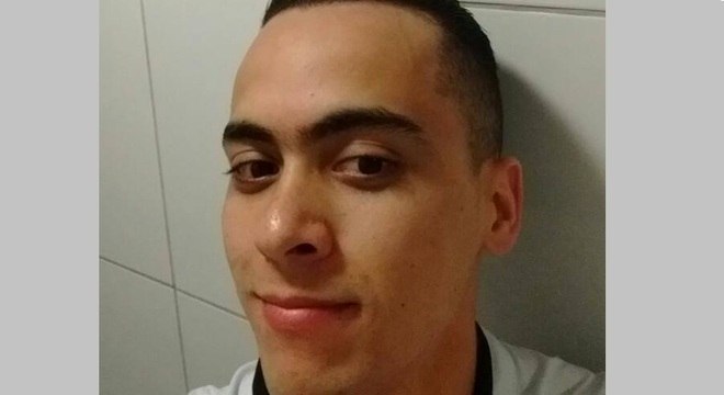 Leandro dos Santos, de 26 anos, morto com quatro tiros pelas costas em SP 
