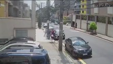 Dupla assalta mulher, rouba carro e efetua disparos em Santo André (SP); veja vídeo