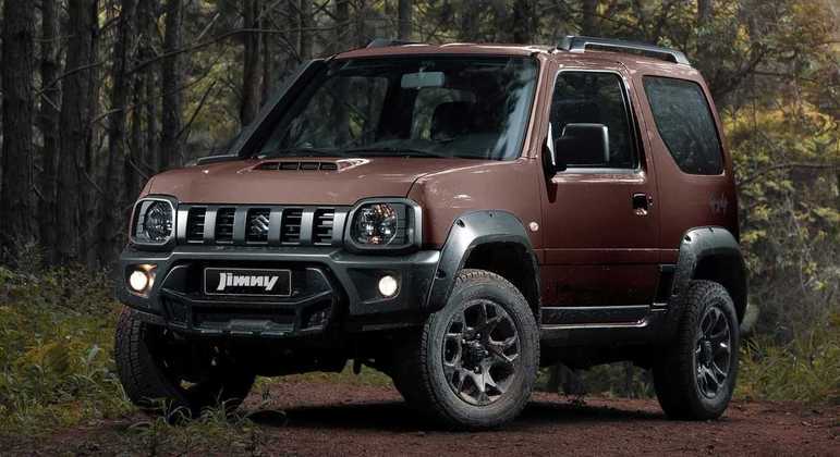 Modelo conta com tração 4x4 com eixos rígidos na dianteira e na traseira
