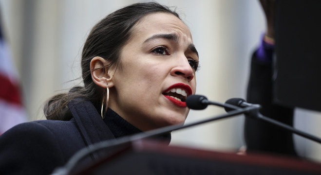 Alexandria Ocasio-Cortez é a deputada mais nova eleita nos Estados Unidos