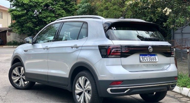 Traseira do T-Cross Highline, verso mais cara da gama a partir de R$ 109,9 mil