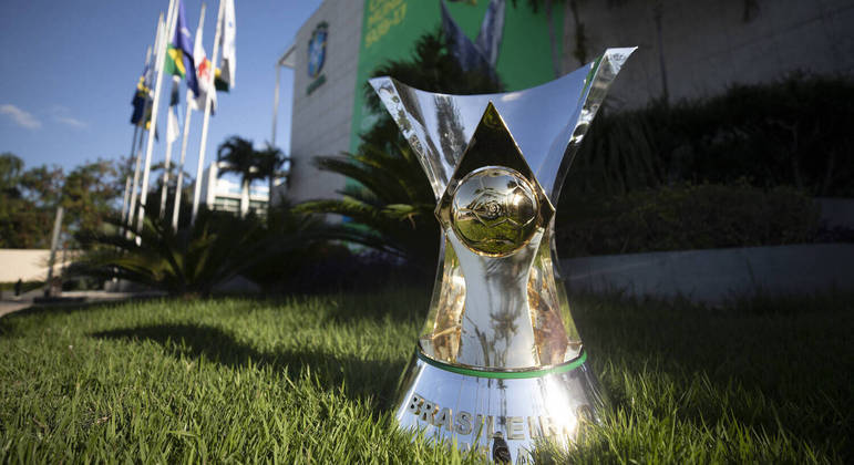 Com Palmeiras favorito, e São Paulo e Santos em risco, Brasileirão 2023 começa hoje
