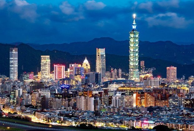 Taiwan - Ásia- 23,5 milhões de habitantes em 36 mil km2. Capital- Taipé
