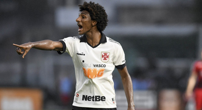 Talles Magno é a grande revelação do Vasco pós-Paulinho. Surgiu ano passado, se lesionou no Mundial Sub-17, começou este ano, mas se lesionou no Carnaval.