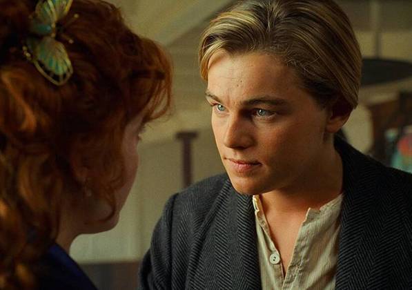 Talvez, para muitos, o filme resgate a memória mais antiga de ver o ator Leonardo DiCaprio atuando nas telonas. Mas será que esse foi o primeiro papel dele? Veja uma lista com os primeiros papéis das estrelas de Hollywood!
