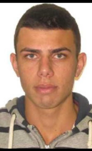 Também apelidado de Boy, Flash e Kamikase, Caio Bernasconi responde a processos ao lado de Minotauro desde que era menor de idade (Reprodução/PF)