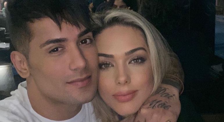 Tania Mara deixa de seguir Tiago e posta indireta: 'Fique solteira'
