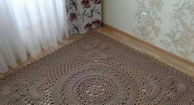 tapete de crochê quadrado