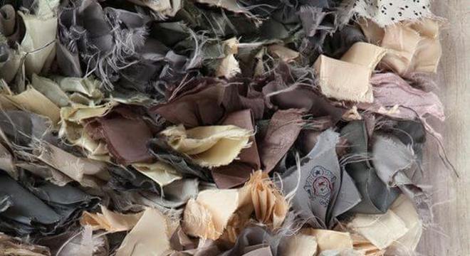 Tapete de frufru em tons neutros