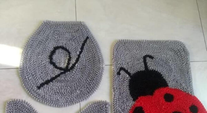 Tapete frufru de joaninha