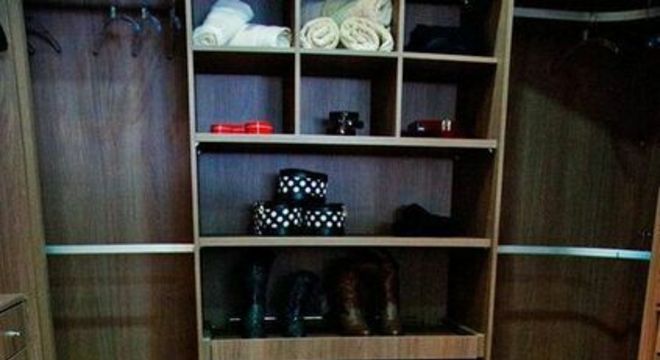 tapete medusa - closet com tapete felpudo 