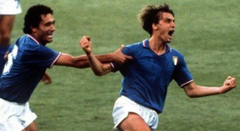 Marco Tardelli, com Claudio Gentile, na celebração da Copa de 82