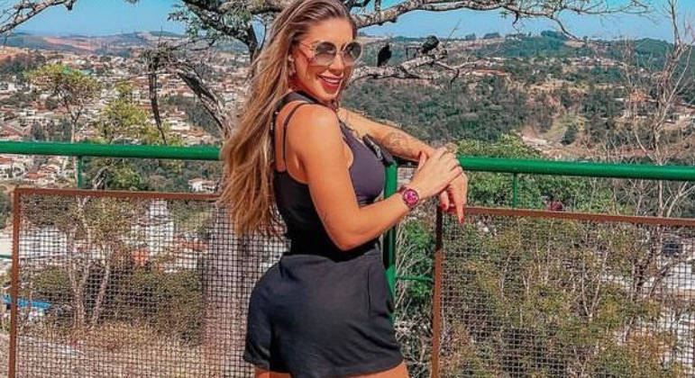 Tati Minerato fez harmonização nos glúteos