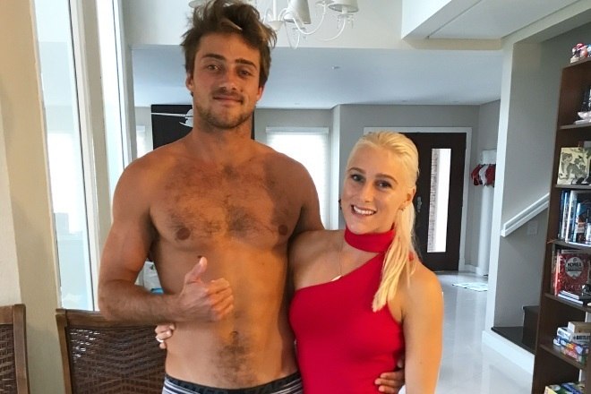 Mesmo com pai e mãe surfistas, Tatiana conta que foi Troy, seu irmão, que a inspirou para começar no esporte. Desde pequena ela o acompanhava e queria fazer tudo igual a ele