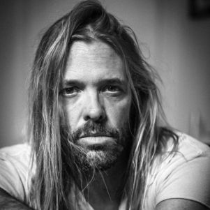 Taylor Hawkins faleceu aos 50 anos