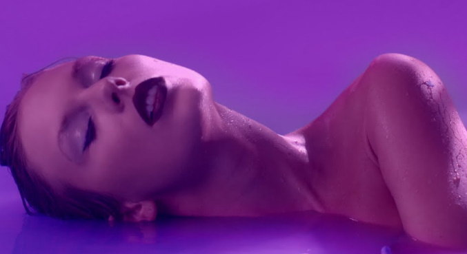Clipe de 'Lavender Haze' estreia às 2h desta sexta-feira (27)