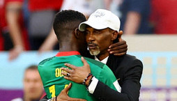 Técnico de Camarões acredita em vitória sobre o Brasil (Siphiwe Sibeko/Reuters - 28.11.2022)