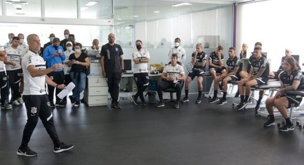 Elenco do Corinthians conta com mais de dez jogadores da base
