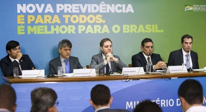  PEC da reforma da Previdência prevê limitação para prazo máximo de novos Refis para 60 meses