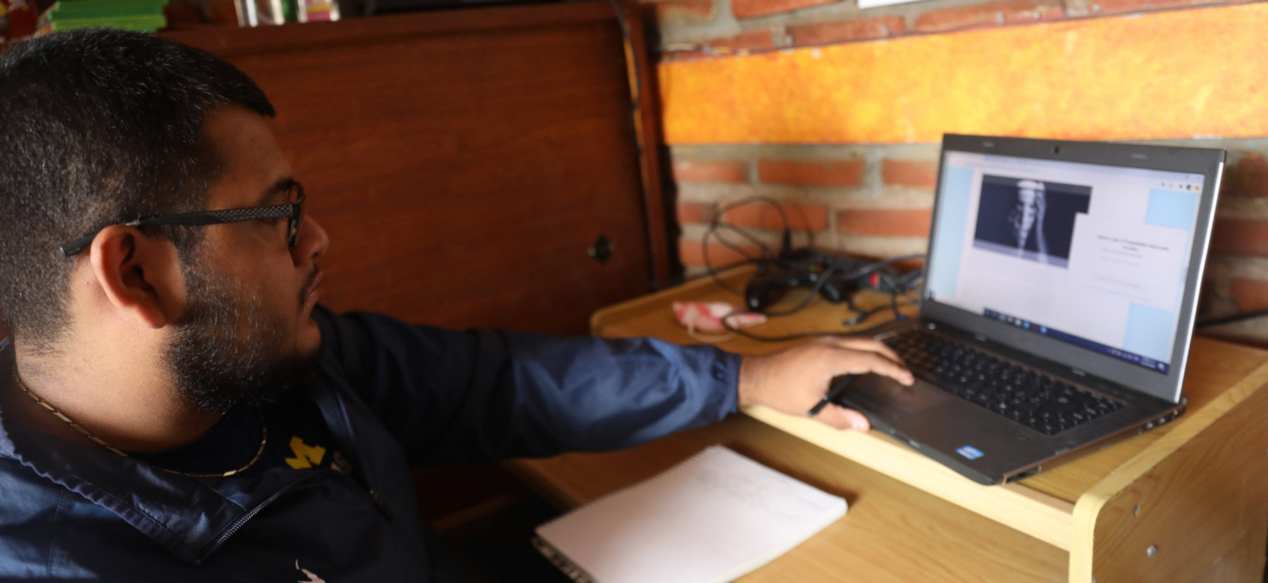 Com o 'novo normal', a tecnologia passou a ser fundamental no dia a dia, inclusive no trabalho remoto (EFE)