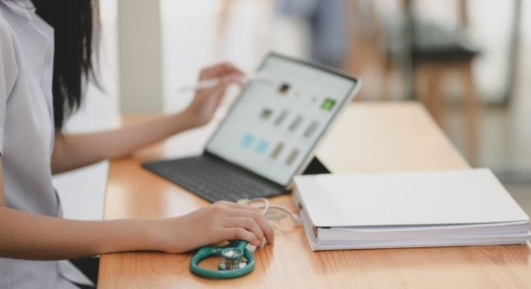 Serviços devem ser disponibilizados por plataformas digitais e atender a preceitos éticos