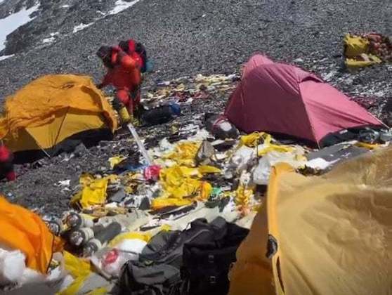 Tenzi Sherpa, de 24 anos, é guia de trekking (