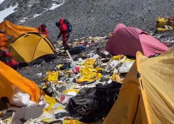 Tenzi Sherpa, de 24 anos, é guia de trekking (